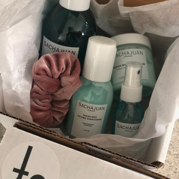 Fundraiser boxes with high end hair care - Picture 2 of 4